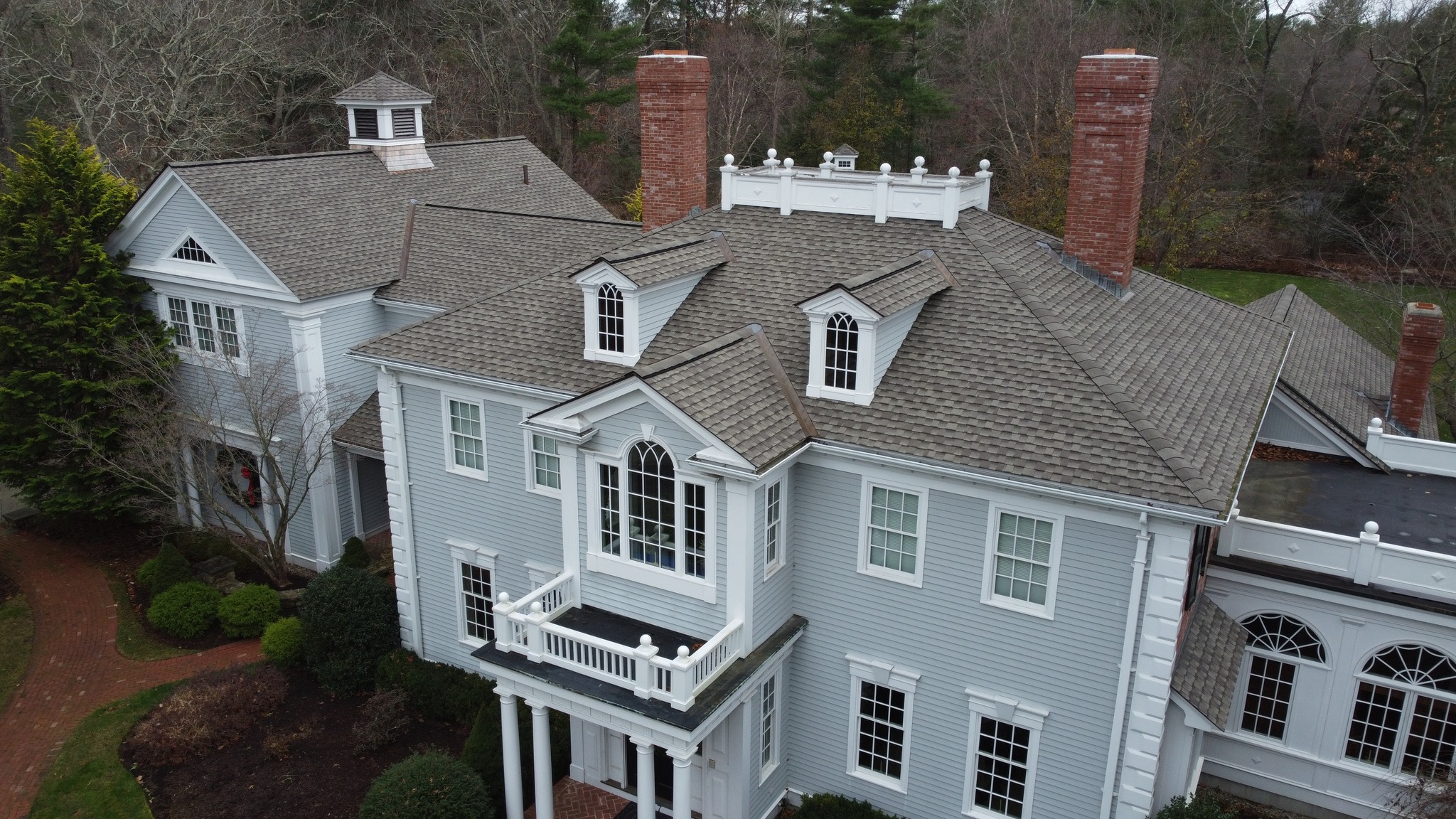 How to Choose the Right Roofing Contractor: Key Questions to Ask