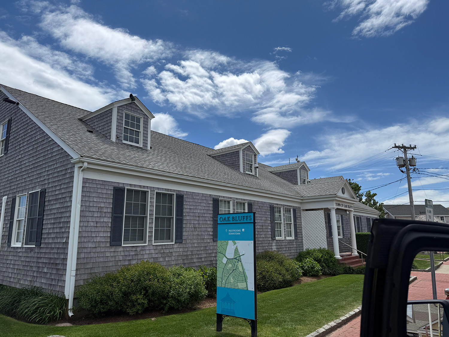 How to Tell If It’s Time to Replace Your Roof Instead of Repairing It